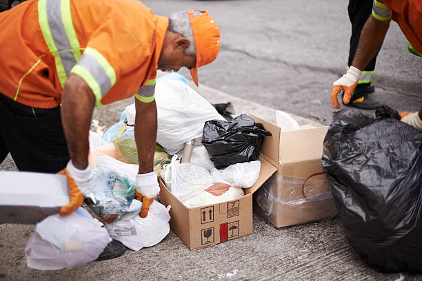 Best Garage Cleanout  in Kinston, NC